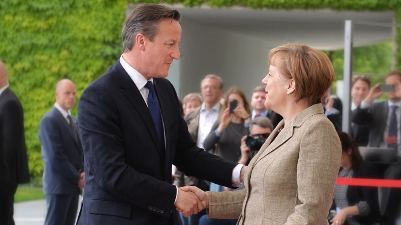 Storbritanniens premiärminister David Cameron och Tysklands förbundskansler Angela Merkel. Arkivbild. Storbritanniens premiärminister David Cameron och Tysklands förbundskansler Angela Merkel. Arkivbild.