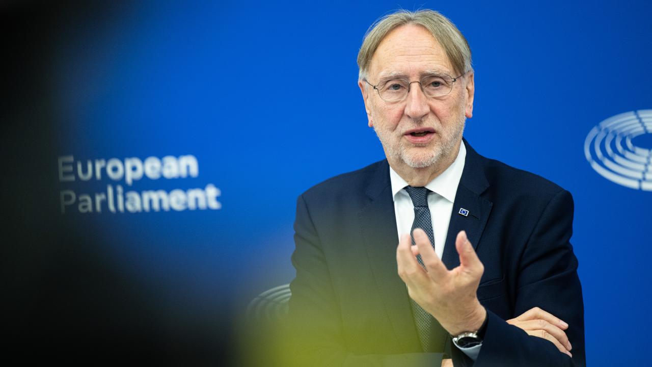 EU-parlamentets huvudförhandlare Bernd Lange är osäker på om USA kommer gå med på kravet att sänka vissa tullar.