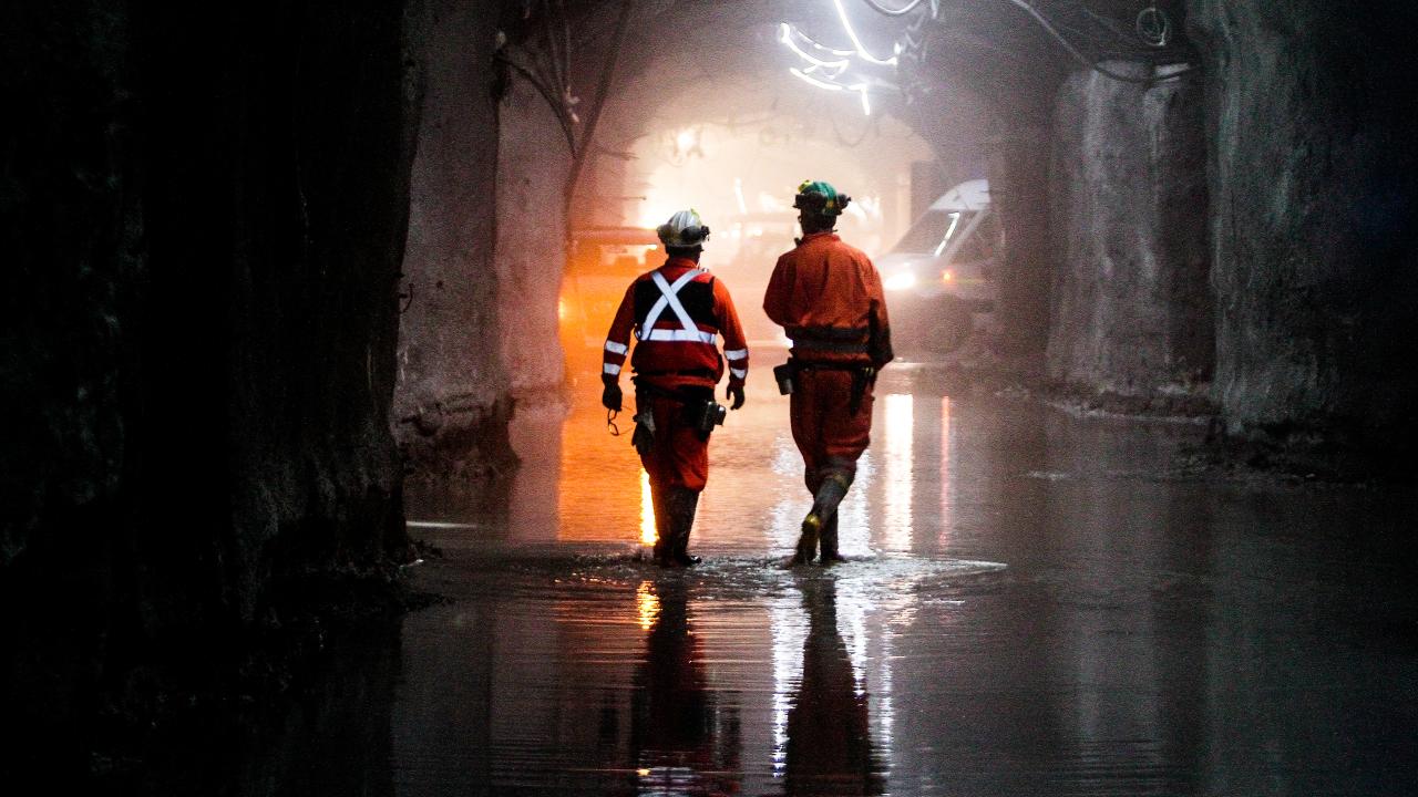 Över hälften av EU:s behov av koppar importeras från länder utanför unionen. Här koppargruvan i Chuchicamata, Chile. Arkivbild.