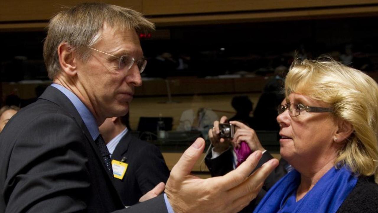 EU:s miljökommissionär Janez Potočnik och miljöminister Lena Ek. Arkivbild. EU:s miljökommissionär Janez Potočnik och miljöminister Lena Ek. Arkivbild.