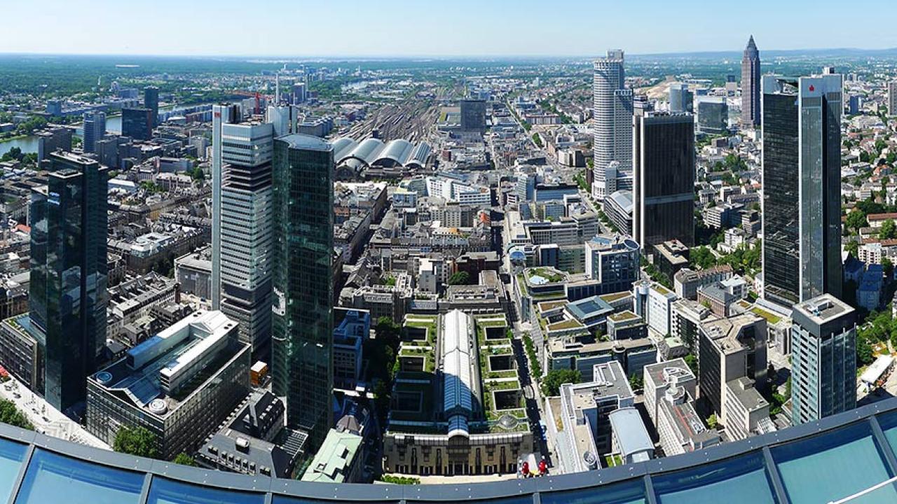 Finanskvarteren i tyska Frankfurt där såväl många storbanker som Europeiska centralbanken har kontor. Arkivbild. Finanskvarteren i tyska Frankfurt där såväl många storbanker som Europeiska centralbanken har kontor. Arkivbild.