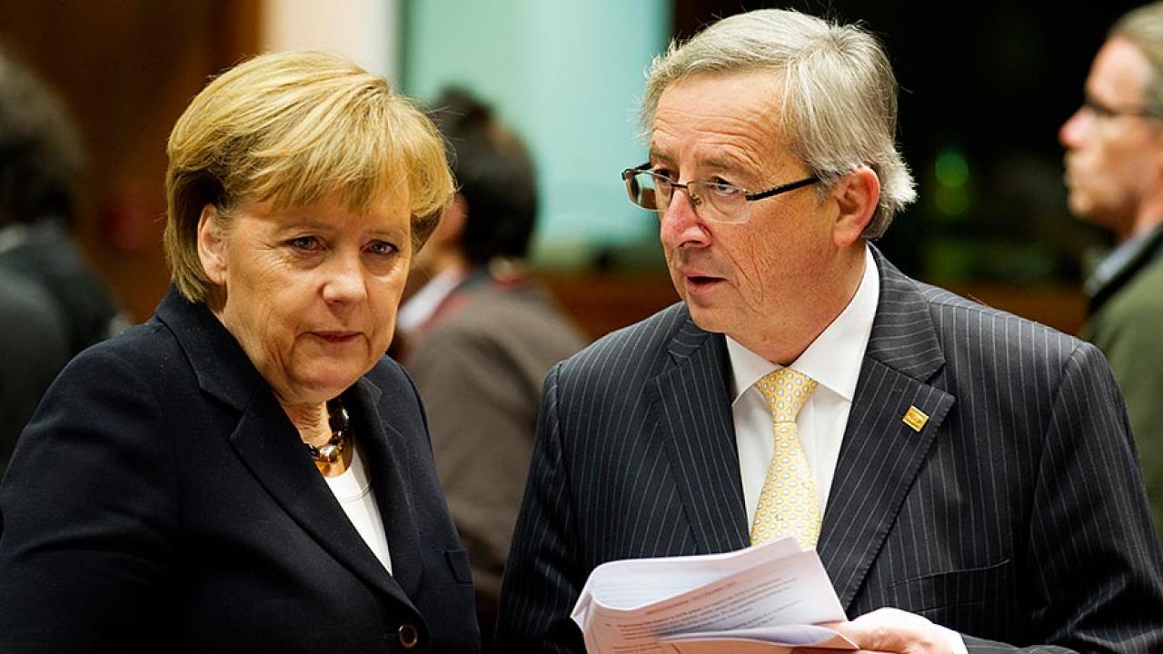 Tysklands förbundskansler Angela Merkel och den förre luxemburgske premiärministern Jean-Claude Juncker. Arkivbild.