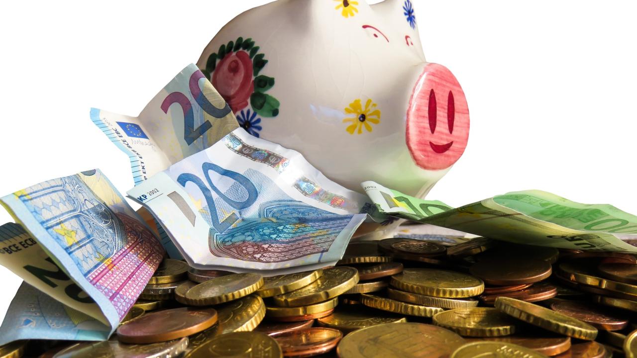 Inte sedan mätningarna började har EU-ländernas samlade statsskulder varit större än de är nu. Arkivbild.