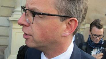 Näringsminister Mikael Damberg (S) har riksdagens stöd att reformera tvistlösningsmekanismen ISDS i det kommande handelsavtalet mellan EU och USA.