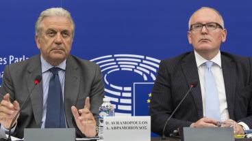 EU:s inrikeskommissionär Dimitris Avramopoulos och förste vice ordförande Frans Timmermans.
