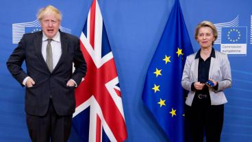 Storbritanniens premiärminister Boris Johnson tillsammans med EU-kommissionens ordförande Ursula von der Leyen under slutförhandlingarna om brexitavtalet i slutet av 2020. Arkivbild.