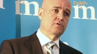 Fredrik Reinfeldt (M) säger att posten som ordförande i EU-kommissionen inte behöver gå till någon av toppkandidaterna.