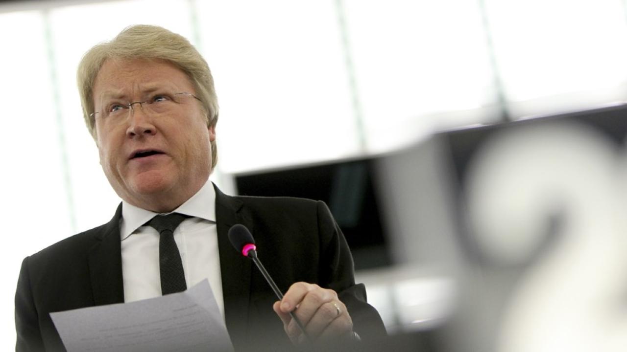 Kristdemokraternas Lars Adaktusson i EU-parlamentet. Arkivbild.