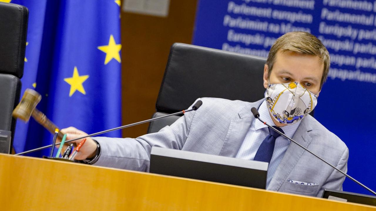 Resolutionen varnar för att ”en aldrig tidigare skådad och eskalerande kris äventyrar unionen och des grundläggande värden och hotar dess långsiktiga överlevnad". Arkivbild. Resolutionen varnar för att ”en aldrig tidigare skådad och eskalerande kris äventyrar unionen och des grundläggande värden och hotar dess långsiktiga överlevnad". Arkivbild.