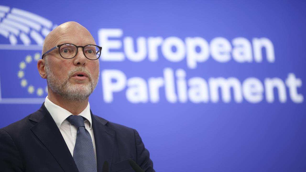 Jörgen Warborn (M) ansvarar för att hitta en majoritet i EU-parlamentet för regelförenklingspaketet. 