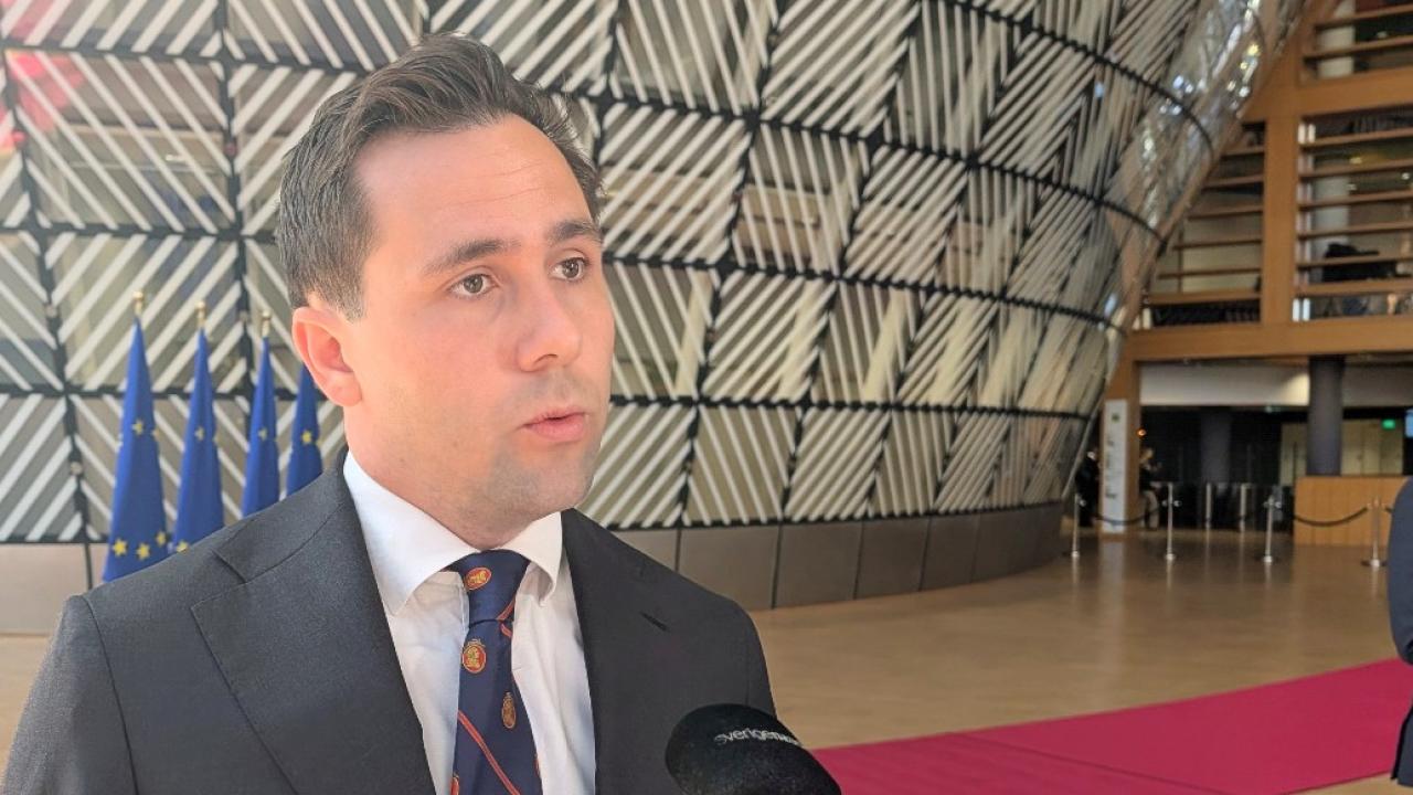 Utrikeshandelsminister Benjamin Dousa på ministerrådet.