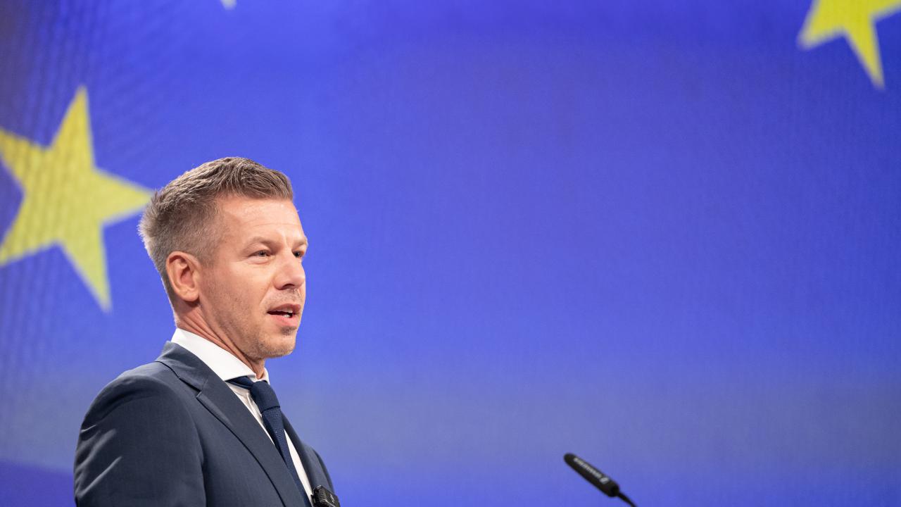 Valet av Péter Magyar till premiärminister i Ungern den 12 april verkar ha haft en inverkan på ungrarnas syn på EU och sina framtidsutsikter. Arkivbild.