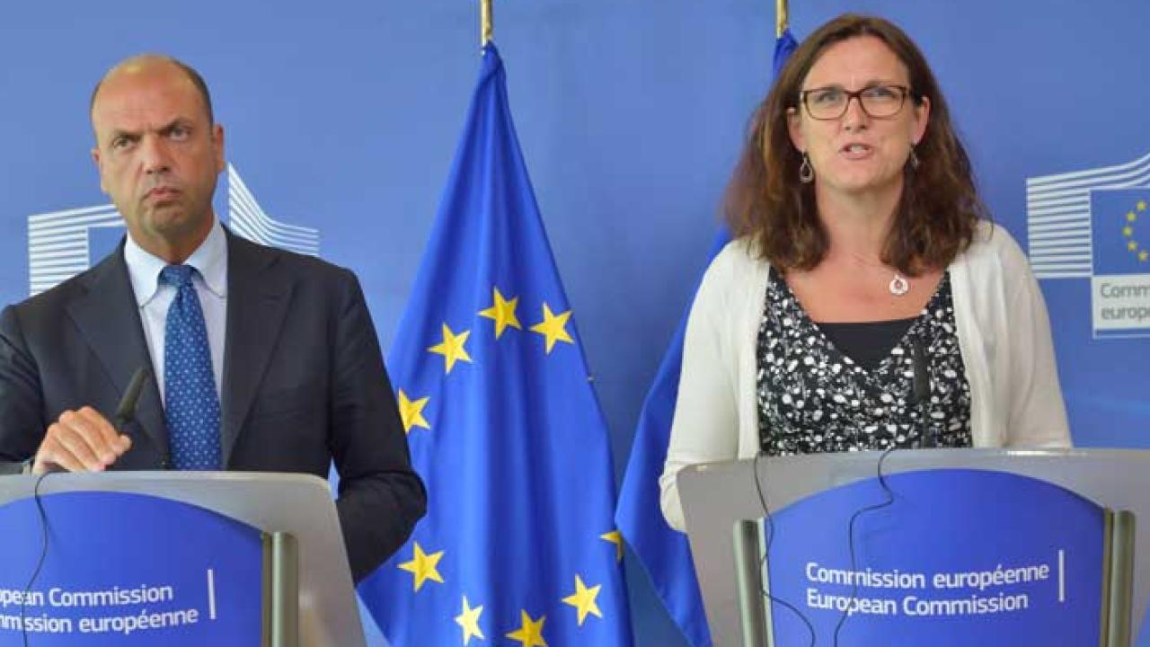 Itaiens inrikesminister Angelino Alfano och EU-kommissionär Cecilia Malmström.