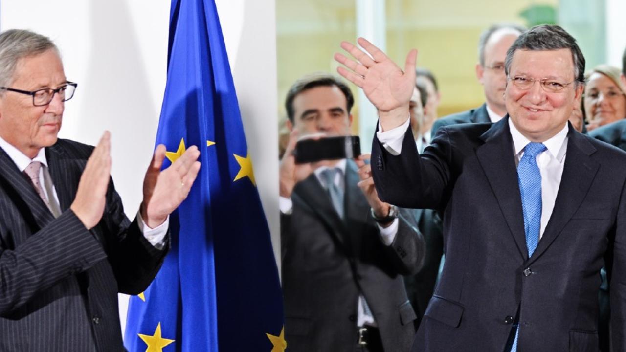 José Manuel Barroso avtackas av sin efterträdare Jean-Claude Juncker.