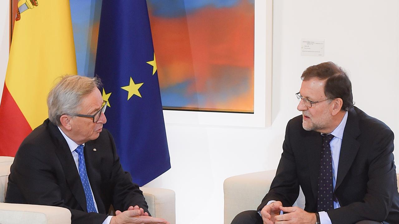 EU-kommissionens ordförande Jean-Claude Juncker och Spaniens premiärminister Mariano Rajoy. Arkivbild.