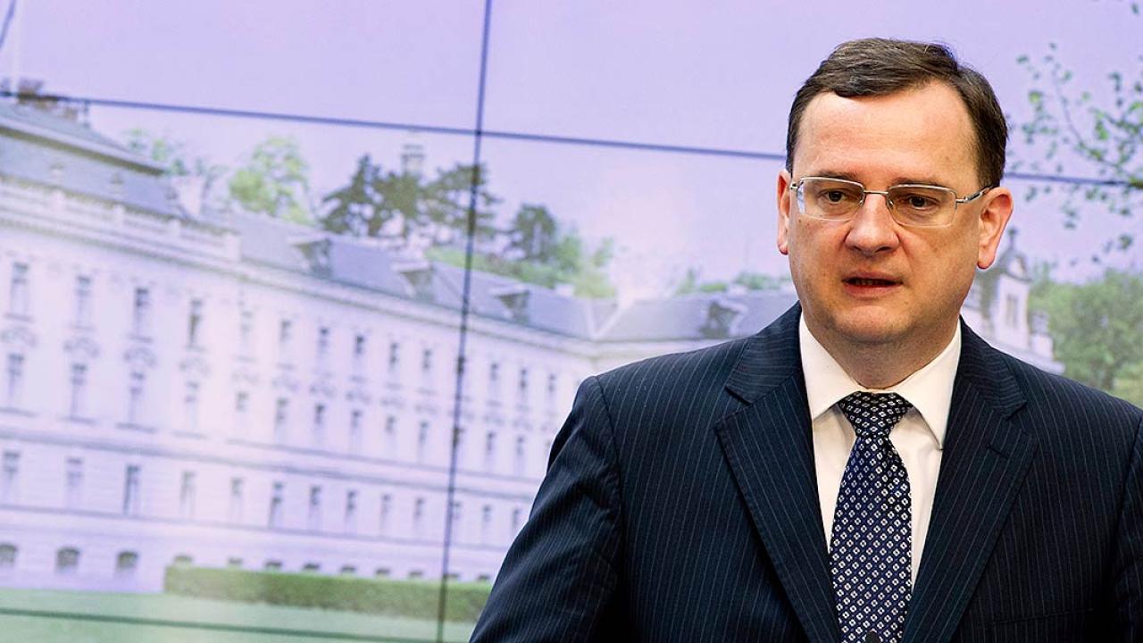 Den tjeckiske premiärministern Petr Nečas tvingas avgå sedan hans två koalitionspartner dragit tillbaka sitt stöd. Arkivbild.