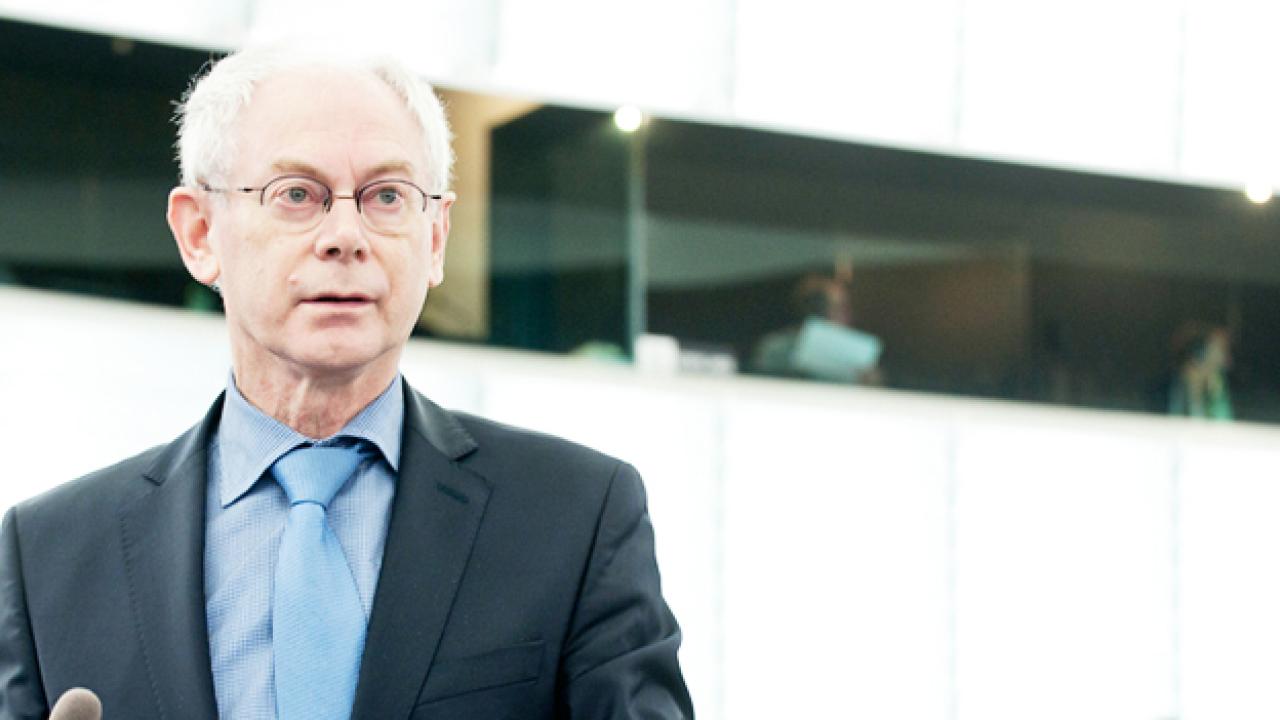 Europeiska rådets ordförande, van Rompuy, måste hitta kompromisslösningar för hela EU27, skriver Anders Bäckström. 