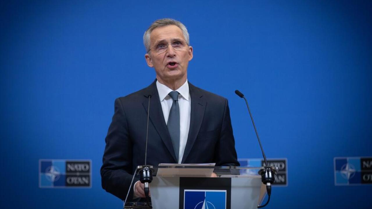 "Det här är det nya normala för vår säkerhet. Fred kan inte tas för givet" sade Natos generalsekreterare Jens Stoltenberg på torsdagen. 