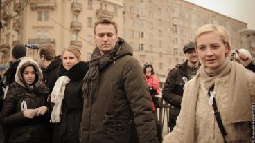  Aleksej Navalnyj var kritiker av den ryske ledaren Vladimir Putin. På bilden i en demonstration 2012 för rättvisa val. Arkivbild.