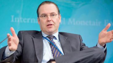 Finansminister Anders Borg (M) vill inte ge lönerna skulden för det ekonomiska läget i krisländerna. Arkivbild.