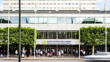 65 000 nya arbetslösa i Sverige motsvarar en av sex i EU som helhet.