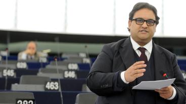 Sveriges underrättelsetjänst har fortfarande inte tackat ja till att delta i Europaparlamentets offentliga utfrågningar. Det skriver Claude Moraes, ordförande för LIBE-utskottets utfrågningar om massövervakningen av EU-medborgare. 