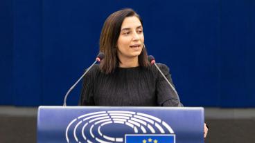 EU-parlamentariker Evin Incir (S) tycker att EU:s lagstiftning från 2001 om allmänhetens tillgång till offentliga handlingar måste uppdateras. 
