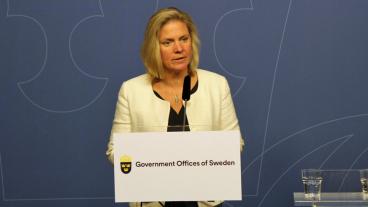 Finansminister Magdalena Andersson (S) tror inte indragna EU-bidrag för att pressa triskande EU-länder att följa EU-beslut är en framkomlig väg. Arkivbild.