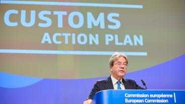 – Vårt syfte med handlingsplanen är att göra tullunionen smartare, innovativ och effektiv, säger ansvarig kommissionär Paolo Gentiloni. 