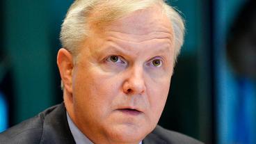 Olli Rehn försvarade EU-kommissionens agerande under eurokrisen